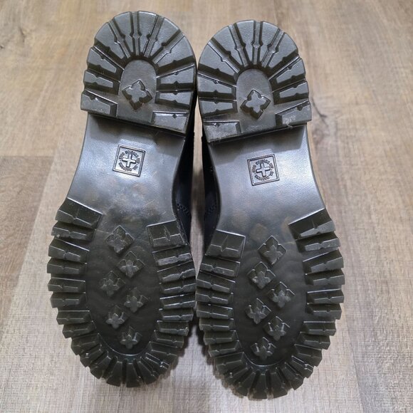 Dr. Martens Rometty Black Leather Platform Chelsea Boots Women’s 6LUS / Men’s 5 - Picture 12 of 12